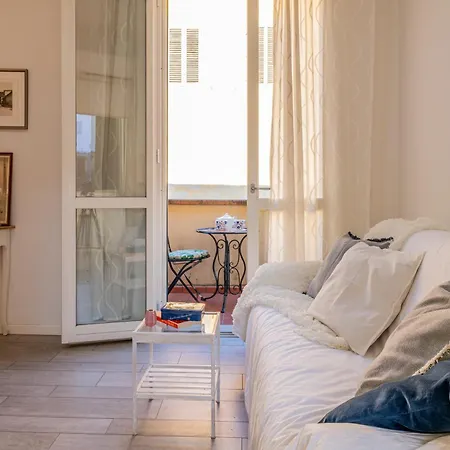 Hidden Nest * Florence